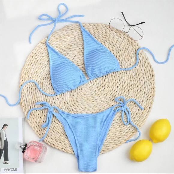 𝓢𝓵𝓮𝓮𝓹𝓲𝓷𝓰 𝓑𝓮𝓪𝓾𝓽𝔂 Pink Bikini - Picture 8 of 11